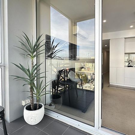Sky View Apartment Cbd Skyline 2Br Apartment Balcony Spa Access Sleeps 6 Adelaide Ngoại thất bức ảnh